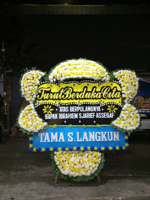 Papan Bunga Duka di Wanakarta